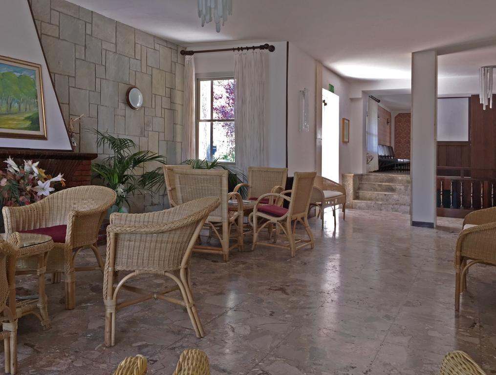 B&B Promenade Hotel Simple Морской Милан Экстерьер фото