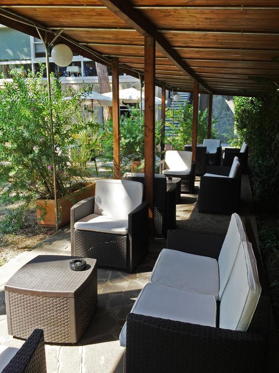 B&B Promenade Hotel Simple Морской Милан Экстерьер фото